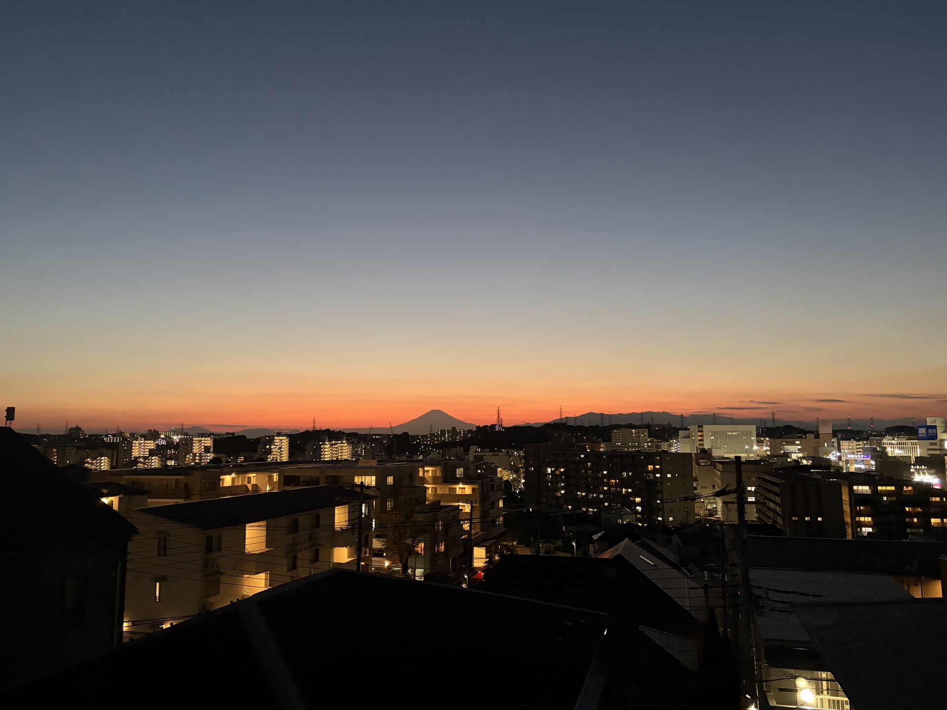 夕焼けと富士山